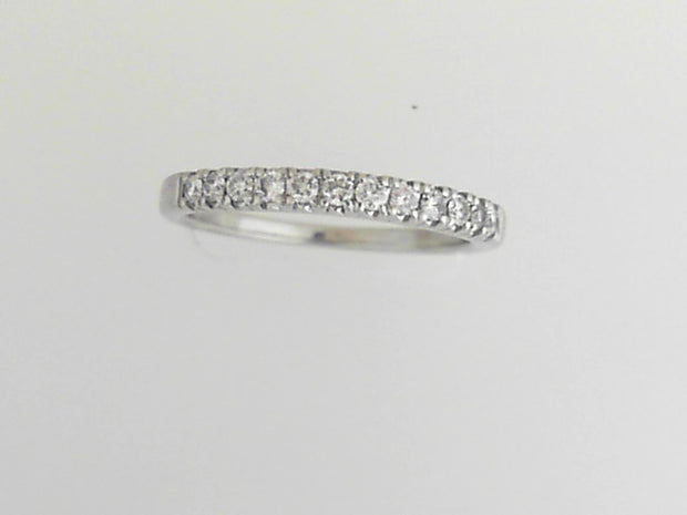 14 kWhite Gold .25cttw Diamond Band