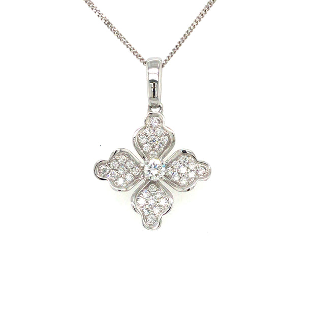 14k White Gold .25cttw Diamond Flower Pendant