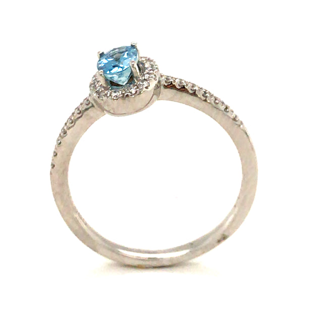 14k White Gold Oval Aquamarine and Diamond Halo Ring