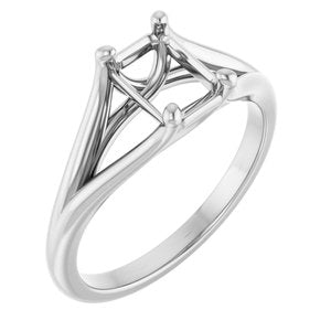 Platinum 7x5 mm Emerald Solitaire Engagement Ring Mounting