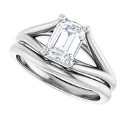 Platinum 7x5 mm Emerald Solitaire Engagement Ring Mounting